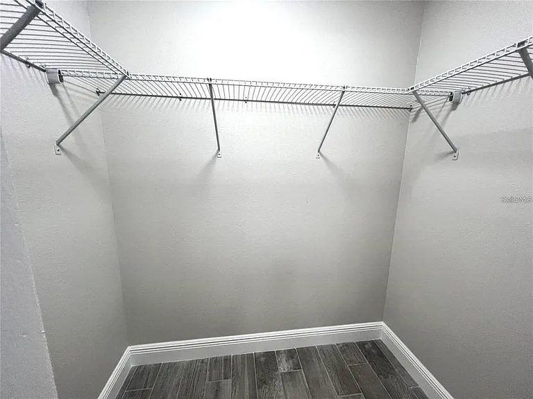 912 La Jolla Ave — Photo 18