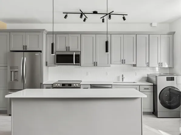 880 West 181st Street 4C image 1 of 7