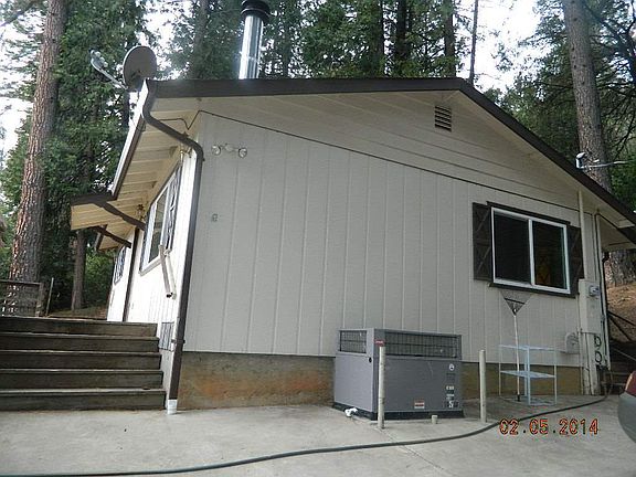 2nd image of 16465 McKenzie Dr