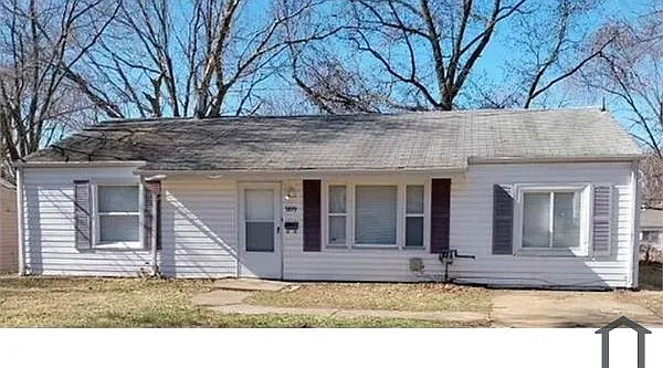 9819 Vickie Pl — Photo 1