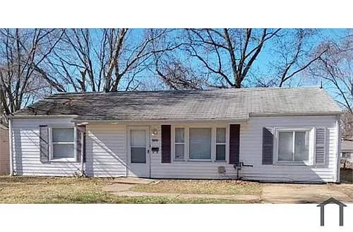 9819 Vickie Pl Photo 1