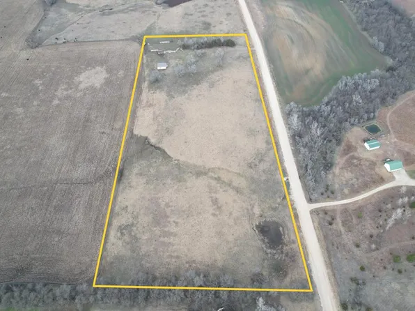 2067 18th Ave, McPherson, KS 67460