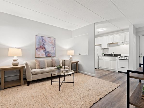 157 Franklin St APT A7, Stoneham, MA 02180