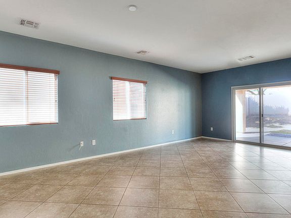 5th image of 52 W Via Costilla