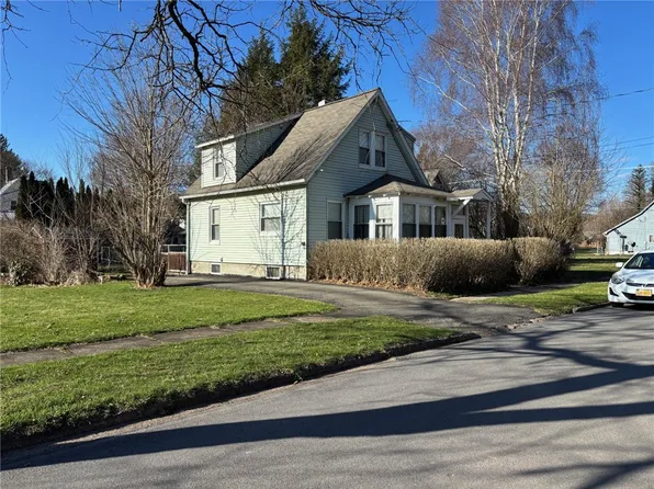 16 Winegard St, Sidney, NY 13838
