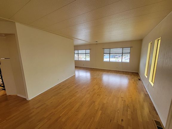 3rd image of 29056 Via Playa Del Rey