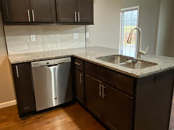 3rd image of 10107 Brompton Ct