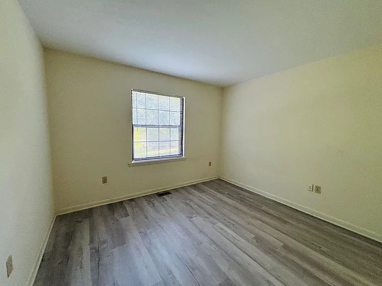145A Thelma Ln — Photo 10