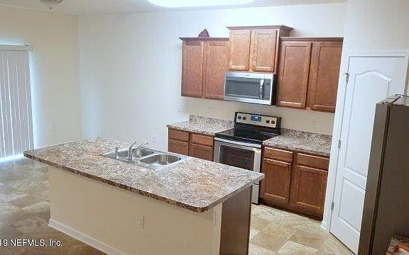2nd image of 6877 Langford St