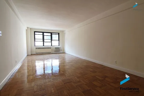 Rented by FirstService Realty (legacy) | media 9