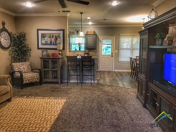 4th image of 104 Bristol Cir