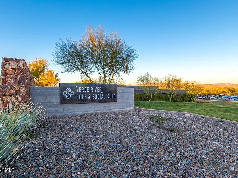 18223 E Coronado Cave Ct — Photo 34