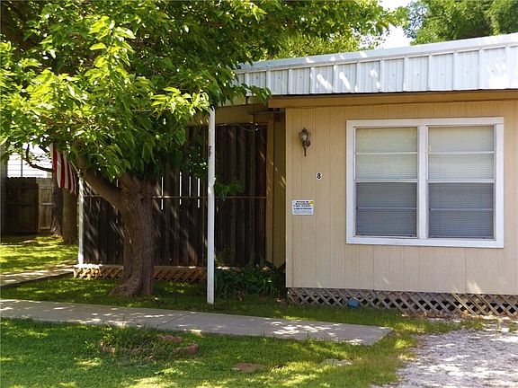 4th image of 4812 Shady Ln Unit 8
