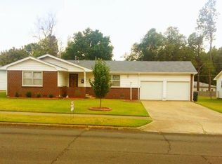 2515 Hilltop Ave, Muskogee, OK 74403