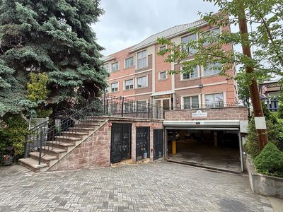 124 68th St APT 204, Guttenberg, NJ, 07093