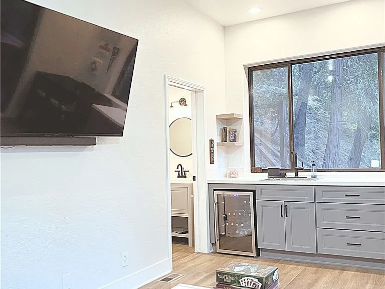 24656 Bernard Dr — Photo 3