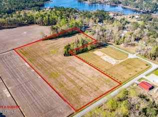 809 Howells Rd, Grantsboro, NC 28529