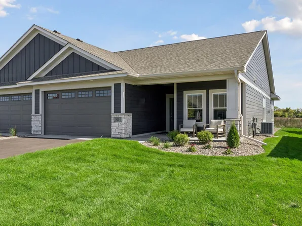 988 Turner Ln, New Richmond, WI 54017