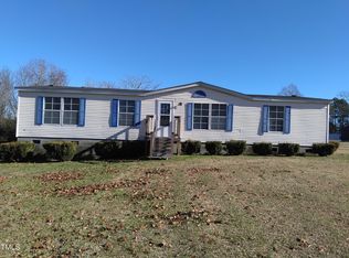 136 Foxfire Dr, Henderson, NC 27537