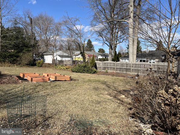 124 Wynnwood Dr, Wilmington, DE 19810