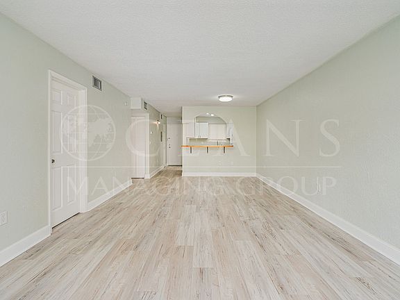 3rd image of 2711 N Halifax Ave APT 291