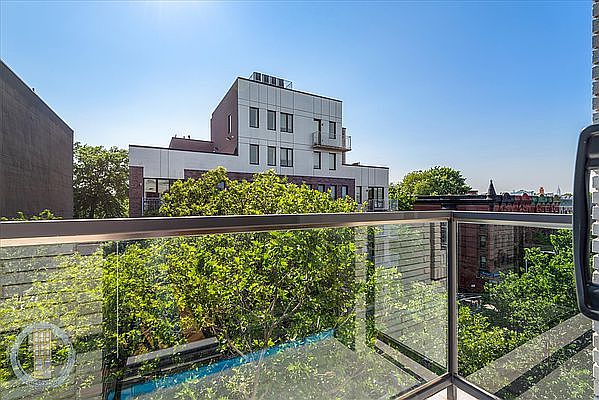 1st image of 427 Tompkins Ave #4F