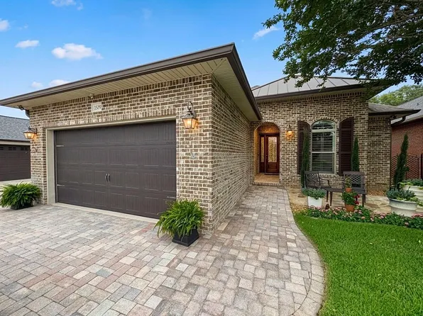 1329 Autumn Breeze Cir, Gulf Breeze, FL 32563