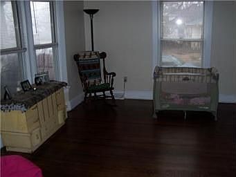2nd image of 406 E Zaun Ave