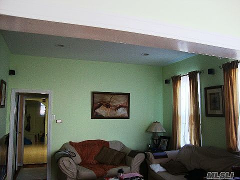 3rd image of 10843 51st Ave