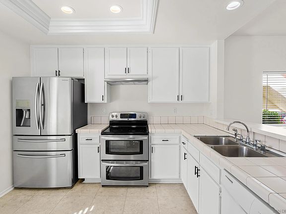 5th image of 944 Lupine Hills Dr Unit 111