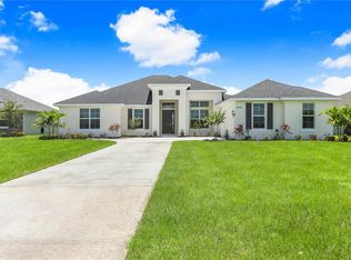 5112 Lake Toscana Dr, Wimauma, FL 33598
