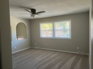 505 Maple St, Liberty, MO 64068