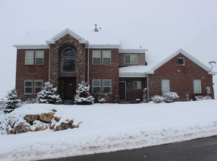 423 Greystone Dr, FARMINGTON, UT 84025