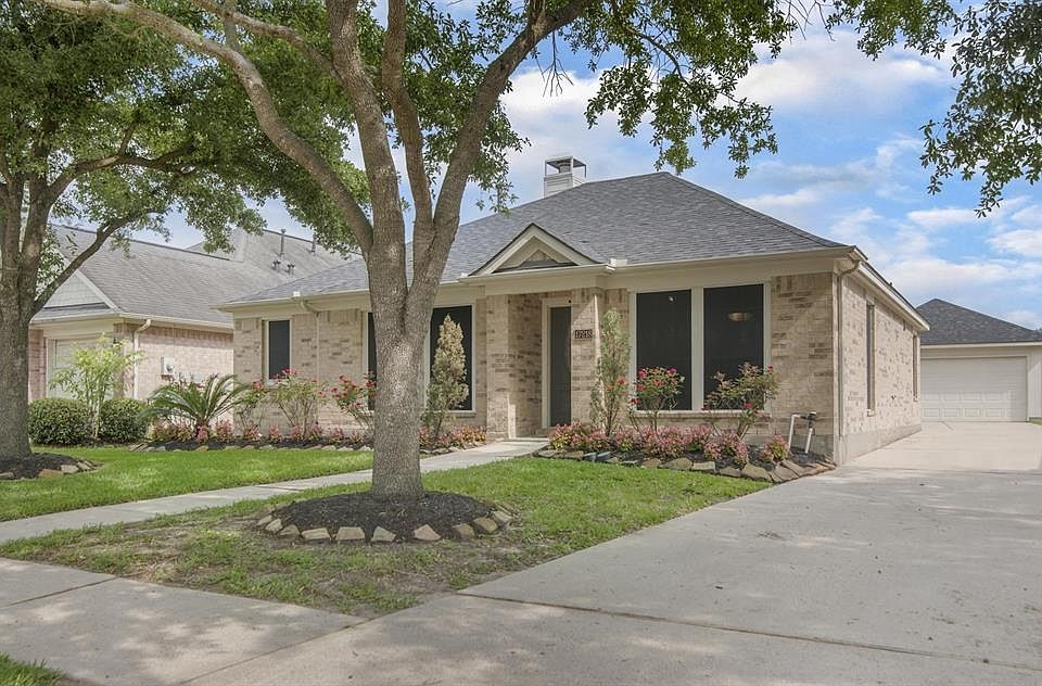 Beautiful hard to find single story located in Sheffield Estates. The home has a two car detached garage with an extension off the back that is being used as a storage/workshop. You could finally have that workspace you want! Or perhaps a She Shed?