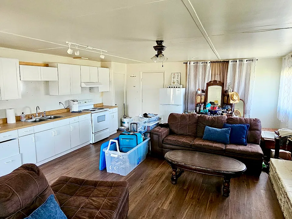 Open kitchen
