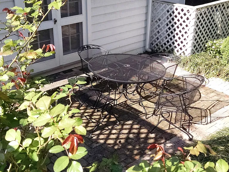 217 W High St #A — Photo 12