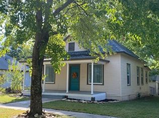 201 Michigan St, Winfield, KS 67156