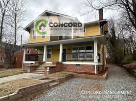 405 E Whittington St