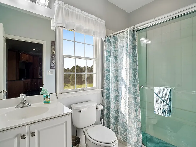 3 Balmoral Dr — Photo 28