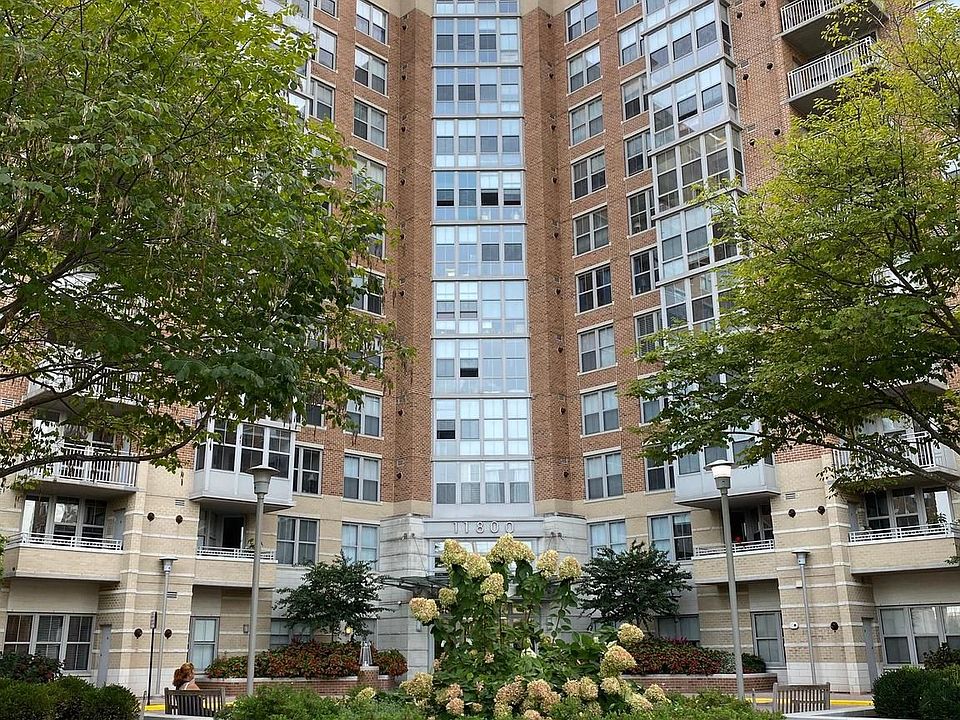 1st image of 11800 Sunset Hills Rd Unit 313