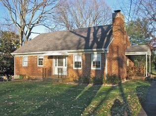 411 Woodland Cir, Lynchburg, VA