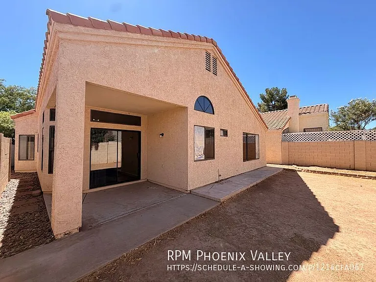 330 N Cottonwood Dr — Photo 22