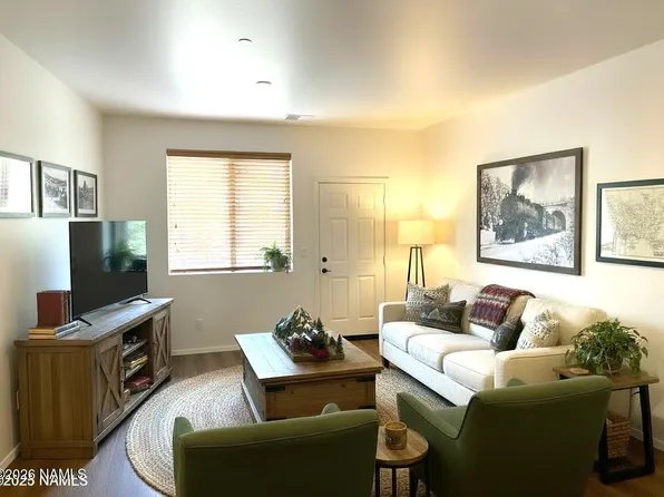 2950 W Presidio Dr #304, Flagstaff, AZ 86001