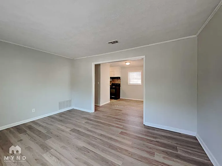 10204 Allen Dr SW — Photo 6