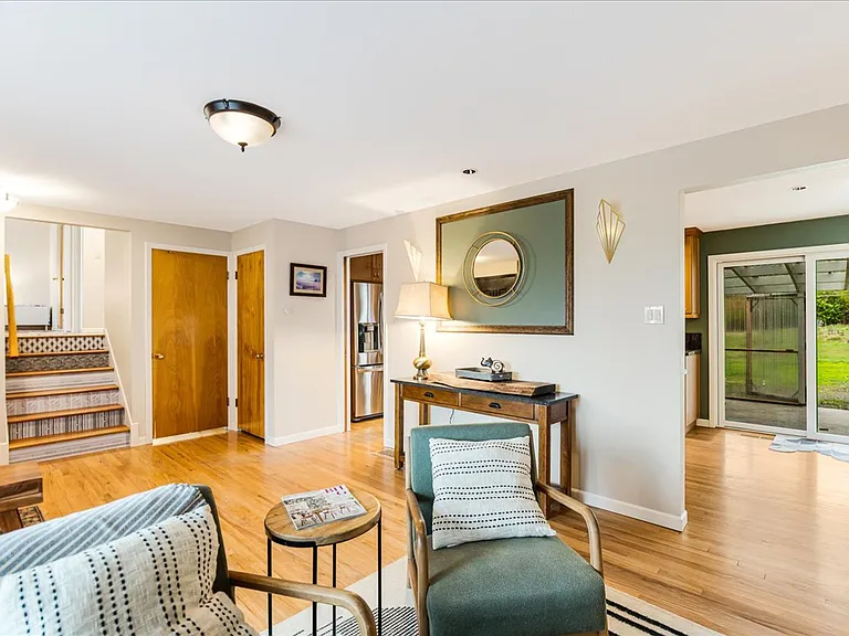 6935 SW Taylors Ferry Rd — Photo 10