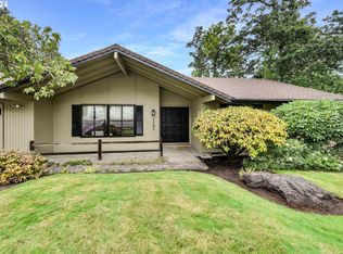 3703 Wilshire Ln, Eugene, OR 97405