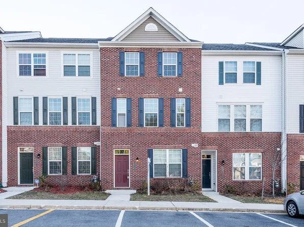3529 Woodlake Dr Unit 32, Silver Spring, MD 20904