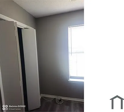 3 bed, 990 sqft, $1,400 — Photo 2