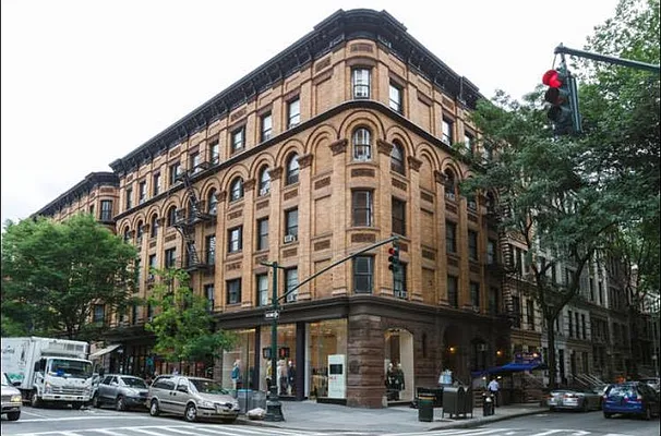 Rented by Modlin Group | media 20