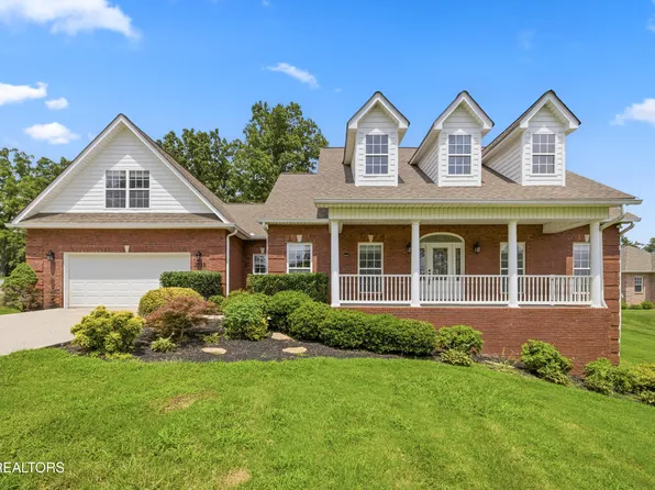 2733 Raylee Dr, Maryville, TN 37803